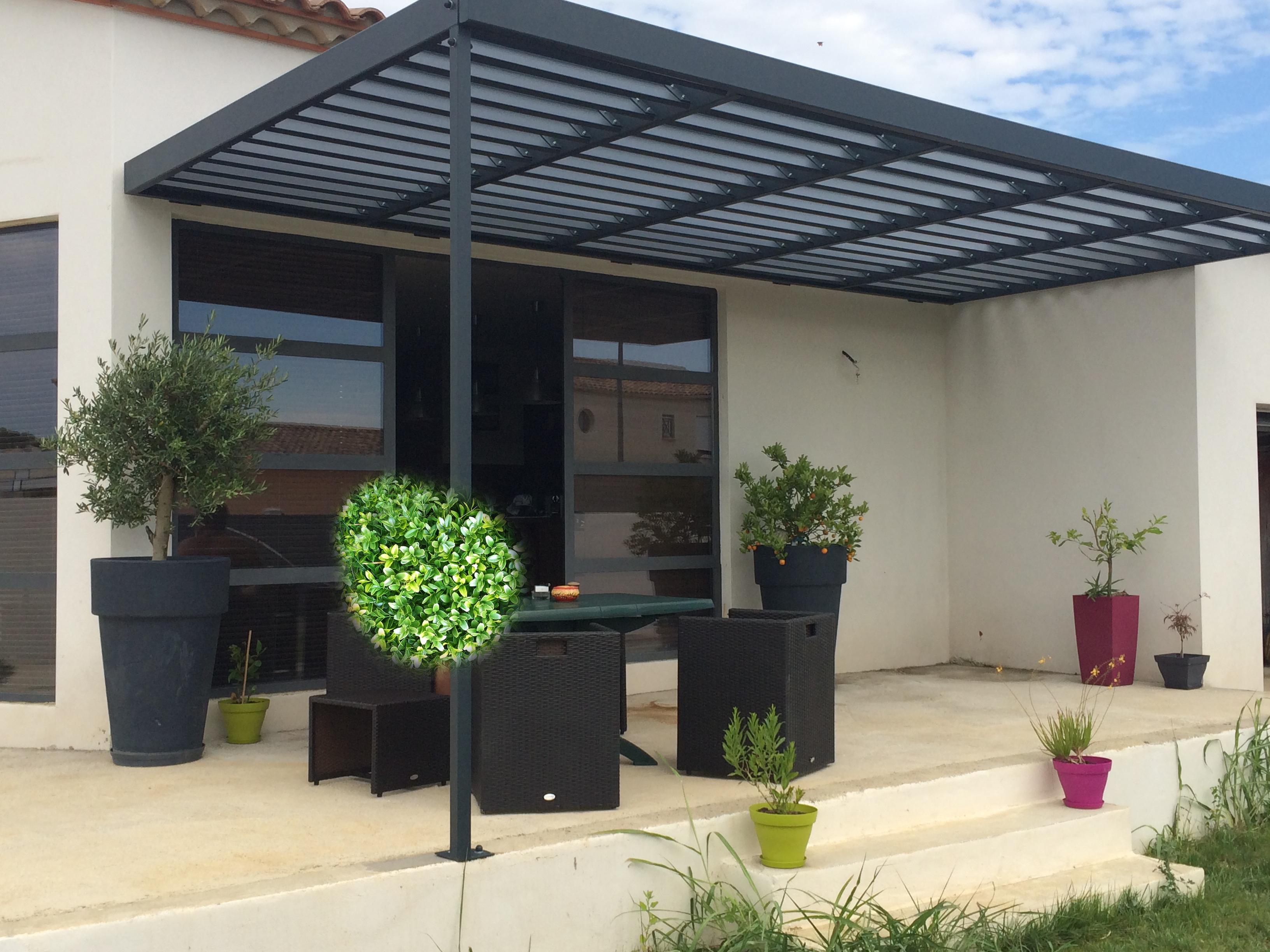 Pergola bioclimatique thermolaquée